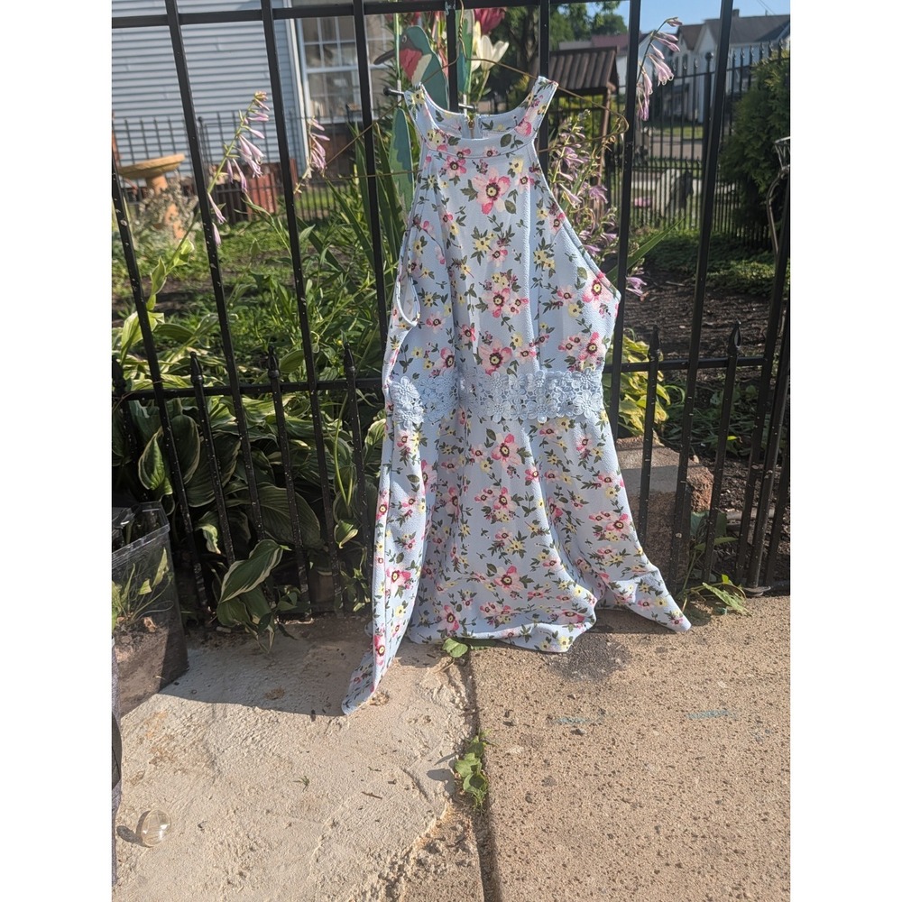 No Boundaries Floral Halter Dress Light Blue Lace Accent Open Back Size L 11-13